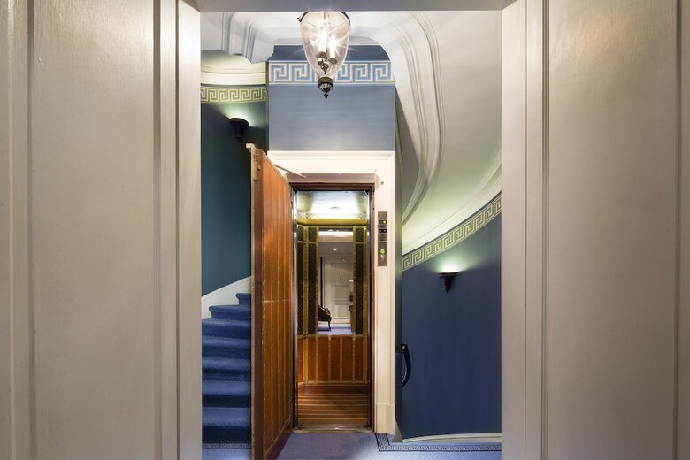Le Dokhan's, A Tribute Portfolio Hotel, Paris
