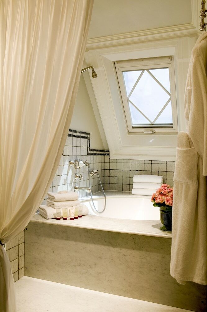 Le Dokhan's, A Tribute Portfolio Hotel, Paris