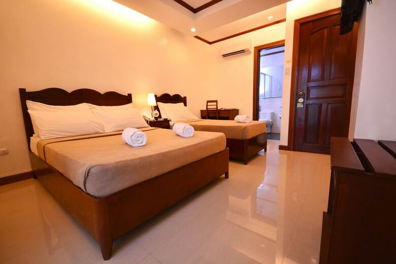 Hotel Ipil Suites Puerto Princesa