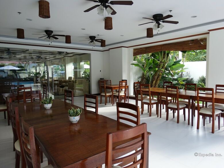 Hotel Ipil Suites Puerto Princesa