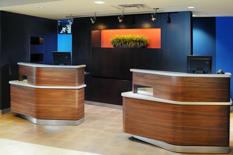 Hotel Courtyard By Marriott Plano In Legacy Park