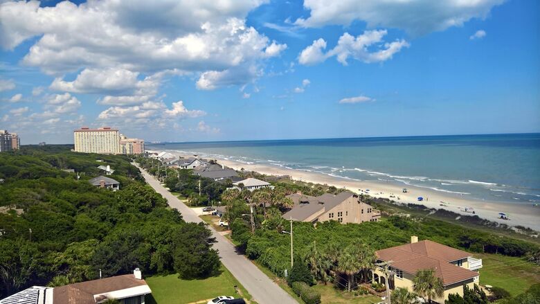 Hotel Grande Shores Ocean Resort