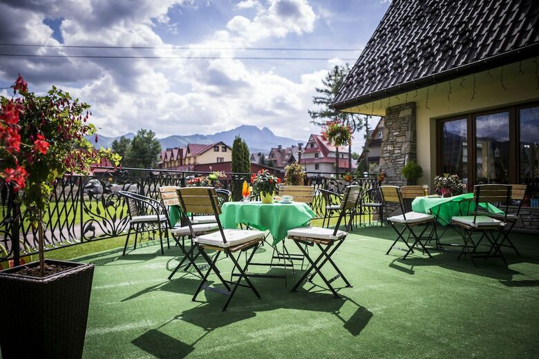 Hotel Helan Family & Garden