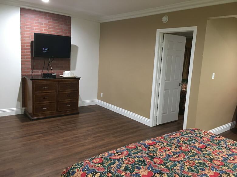 Motel American Inn & Suites Lax