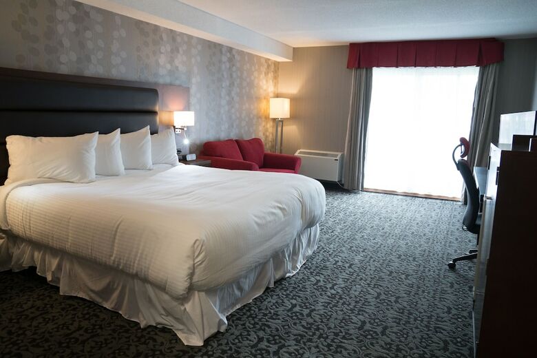 Hotel Ramada By Wyndham Jacksons Point