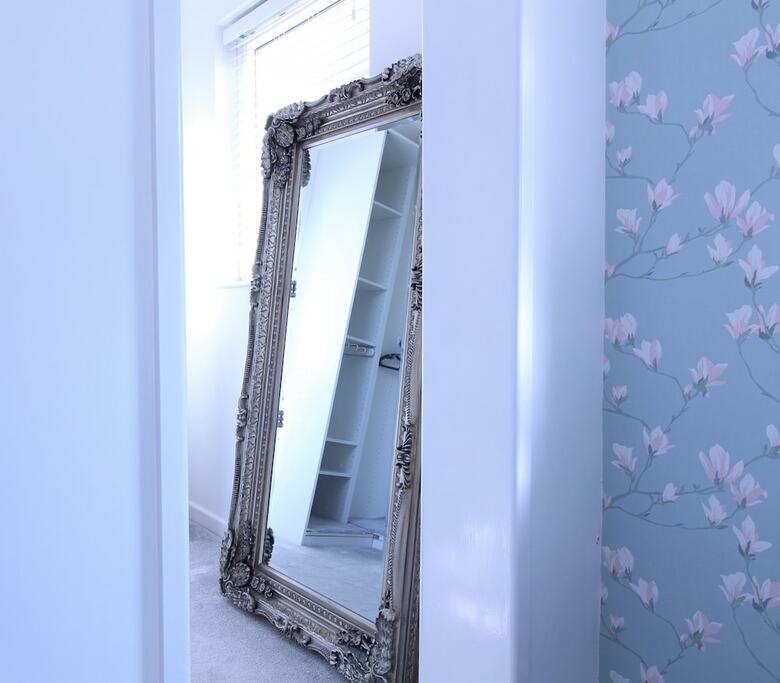 Hotel Spacious Central Cornish Townhouse