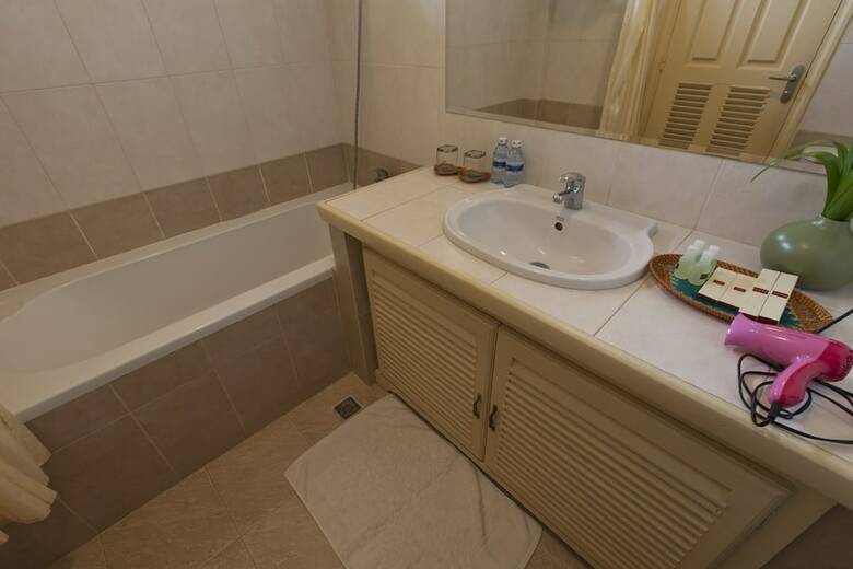 Hotel Grand Residence
