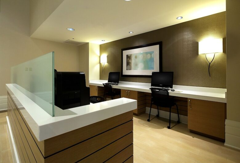 Hotel Crowne Plaza Redondo Beach And Marina