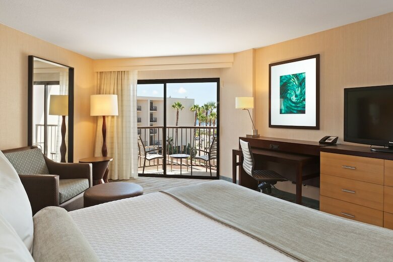Hotel Crowne Plaza Redondo Beach And Marina
