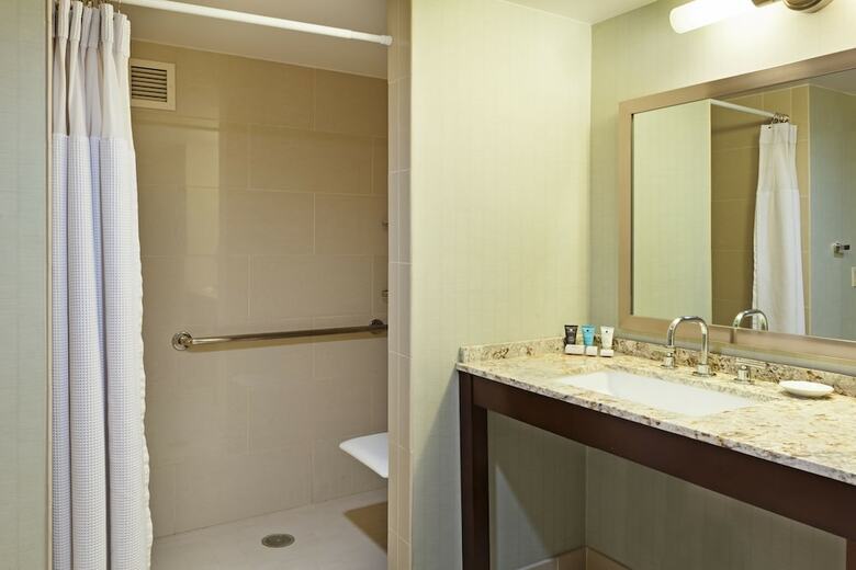 Hotel Crowne Plaza Redondo Beach And Marina