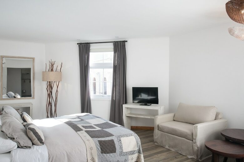 Aparthotel Casa Galos Hotel & Lofts
