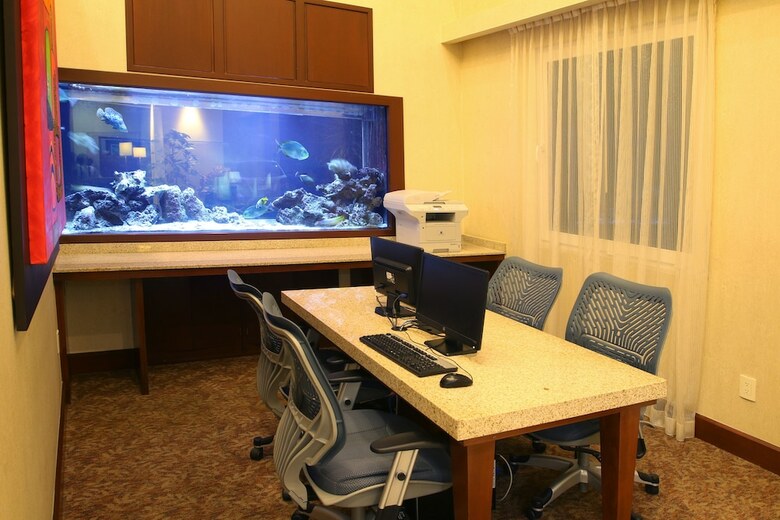 Holiday Inn Express Hotel & Suites Cuernavaca