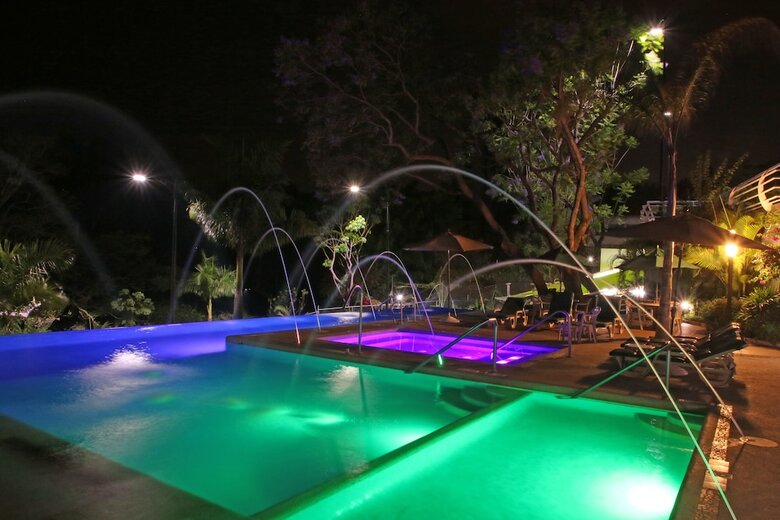 Holiday Inn Express Hotel & Suites Cuernavaca
