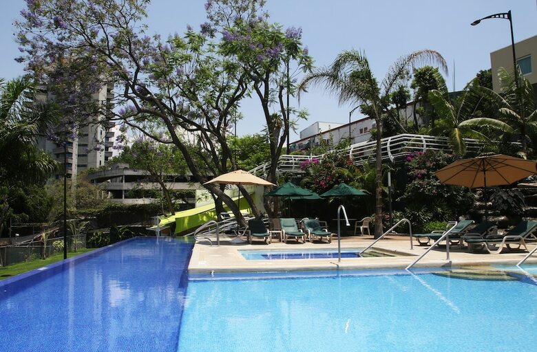 Holiday Inn Express Hotel & Suites Cuernavaca