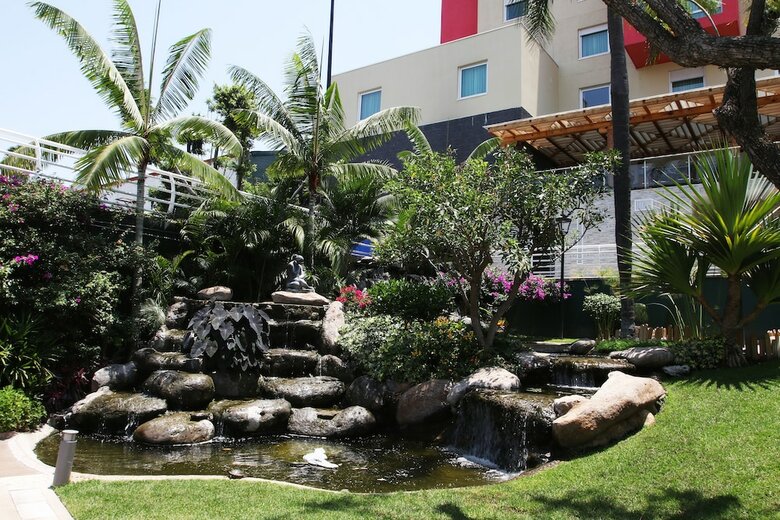 Holiday Inn Express Hotel & Suites Cuernavaca