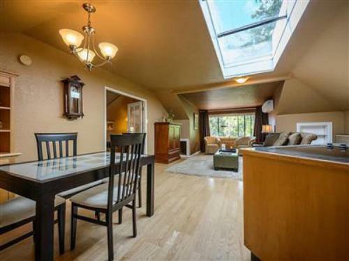 Bed & Breakfast Abbeymoore Manor