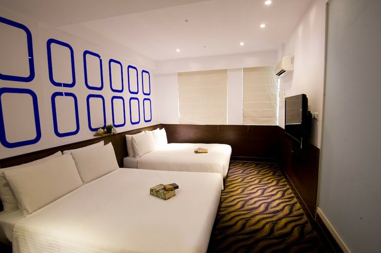 Starry Night Hotel