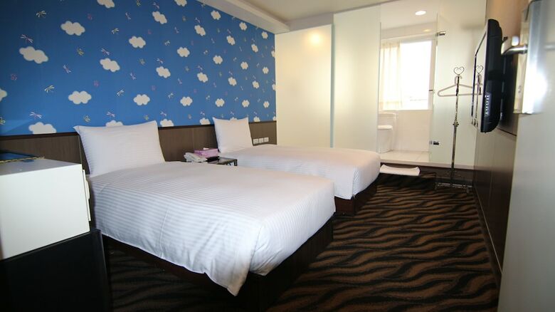 Starry Night Hotel
