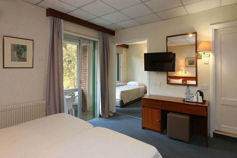 Forest Park Hotel