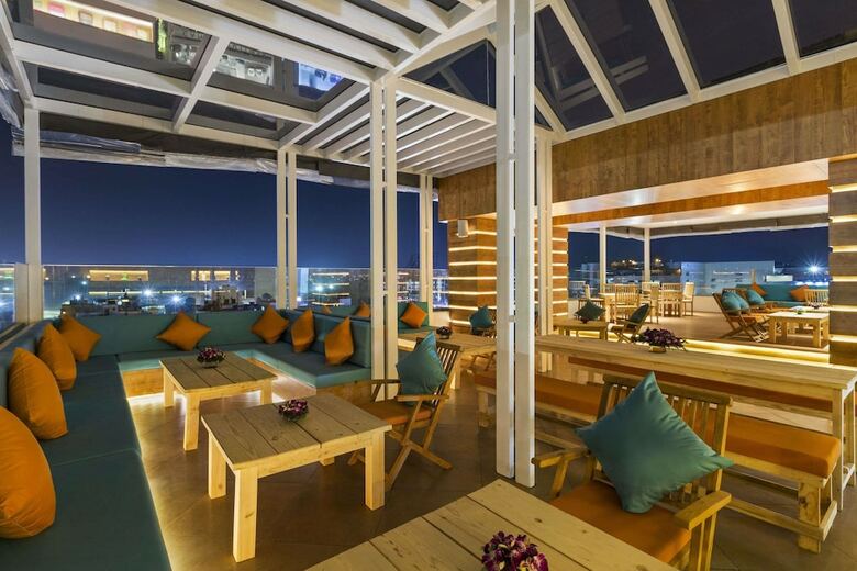 Hotel Ramada Encore By Wyndham Bangalore Domlur