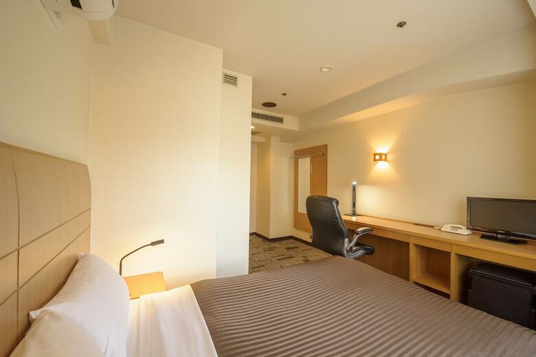 Court Hotel Kyoto Shijo