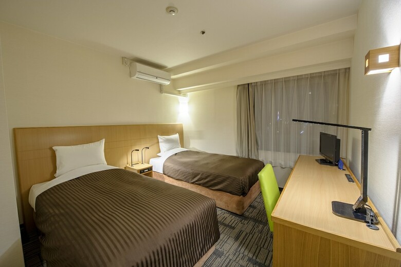 Court Hotel Kyoto Shijo