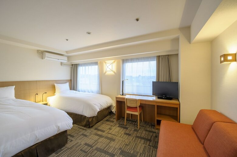 Court Hotel Kyoto Shijo