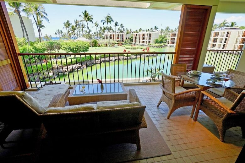 Mauna Lani Terrace Condominium