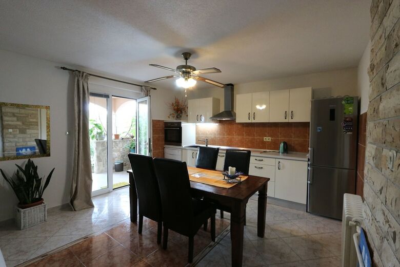 Apartments Moreta