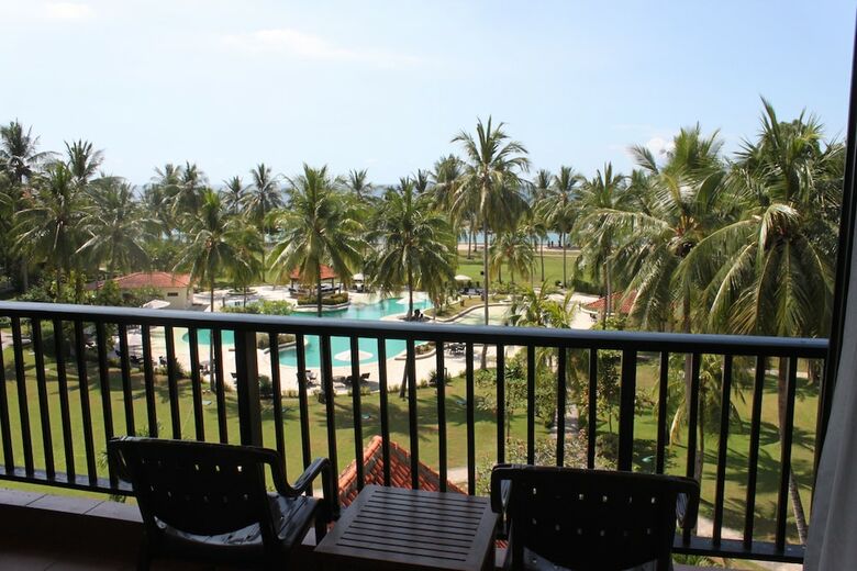 Hotel Mercure Manado Tateli Resort And Convention