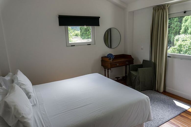 Apartamentos Furnas Lake Villas