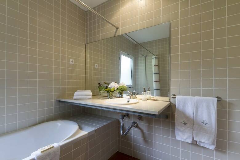 Apartamentos Furnas Lake Villas