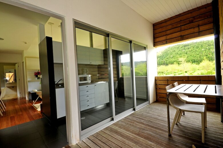 Apartamentos Furnas Lake Villas
