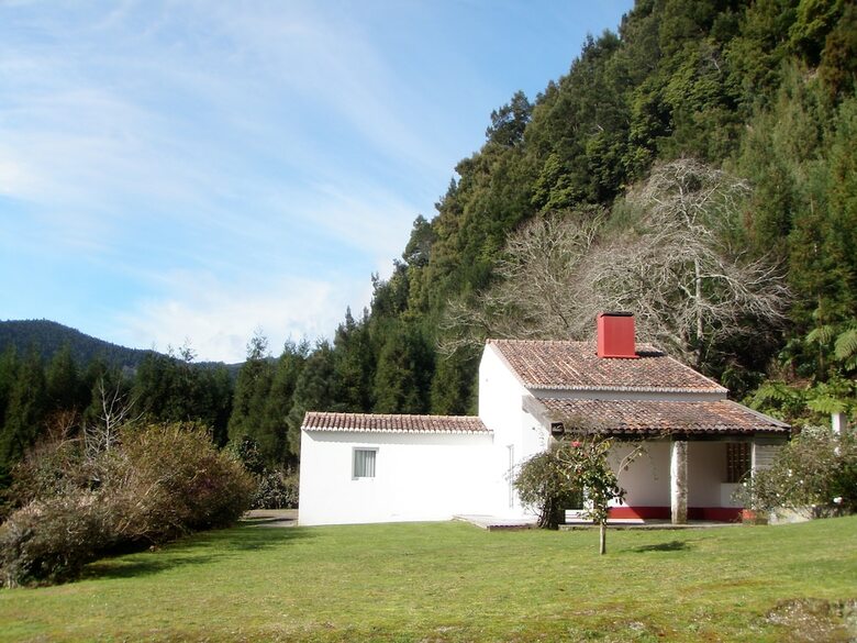 Apartamentos Furnas Lake Villas