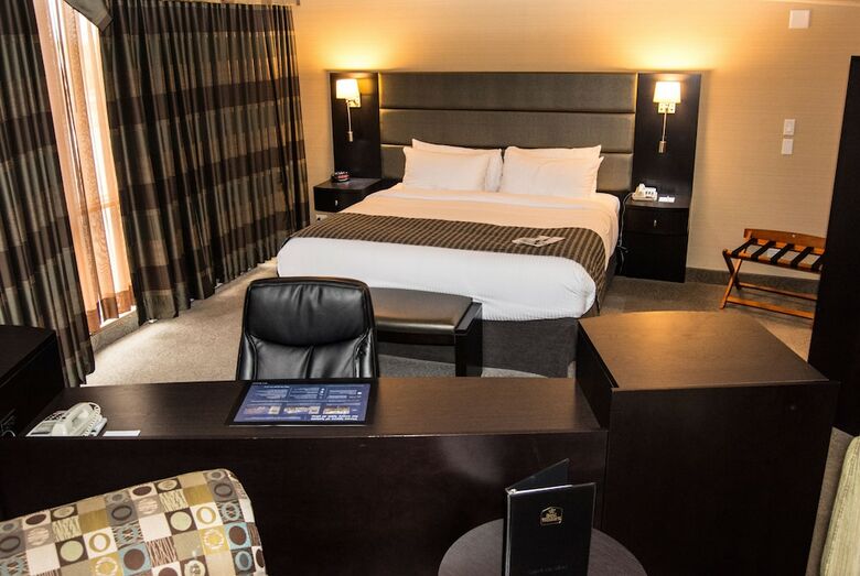 Hotel Clarion Inn Lakeside & Conference Centre