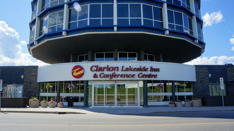 Hotel Clarion Inn Lakeside & Conference Centre