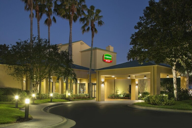 Hotel Courtyard By Marriott Orlando International Dr / Conv Cntr