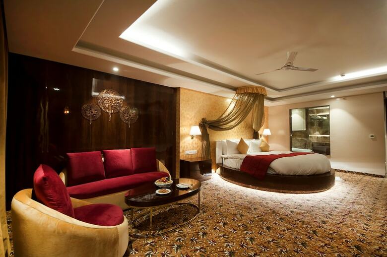 Hotel Ramhan Palace