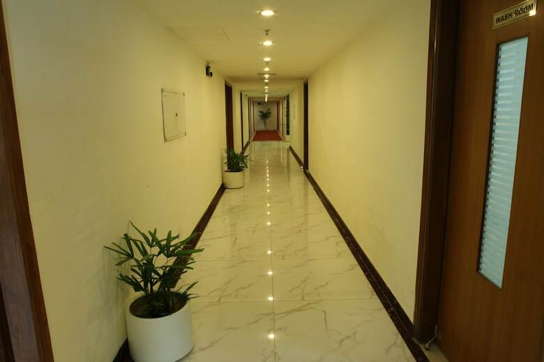 Hotel Ramhan Palace