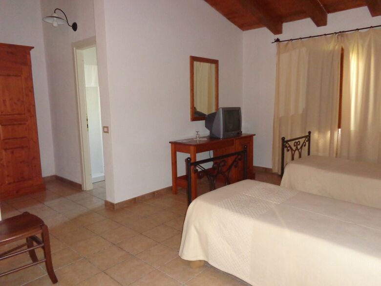 Hotel Su Baione