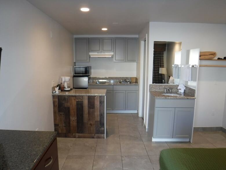 Hotel City Creek Inn & Suites