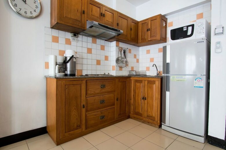 Apartamentos Galare Thong Tower