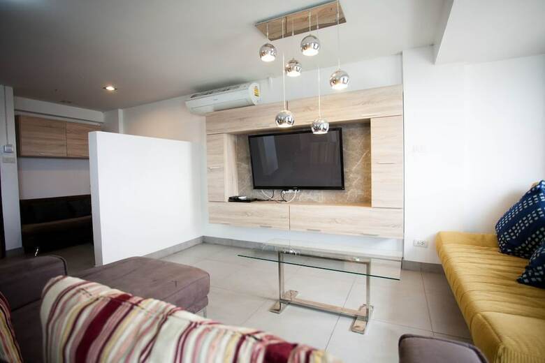 Apartamentos Galare Thong Tower