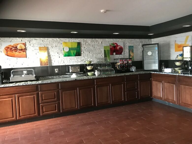 Hotel Quality Inn & Suites Middletown - Franklin