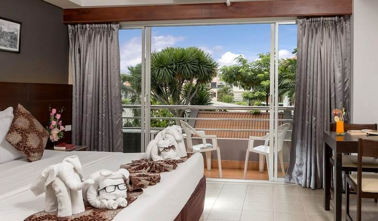 Hotel The Holiday Resort Pattaya