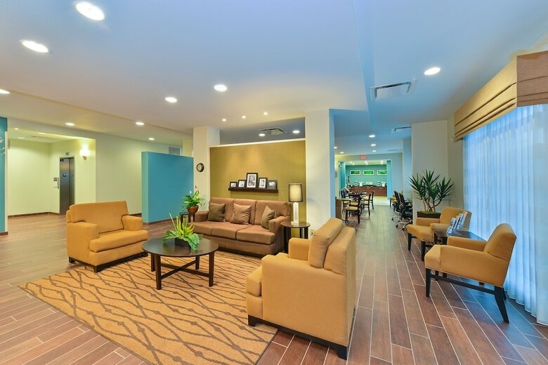 Hotel Sleep Inn & Suites