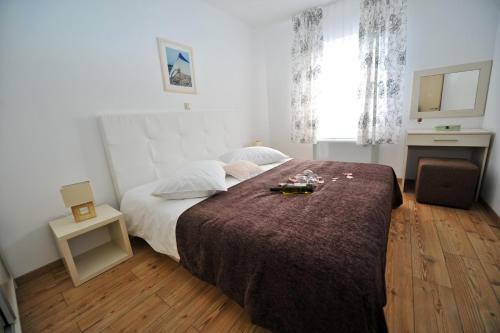 Aparthotel Lastura