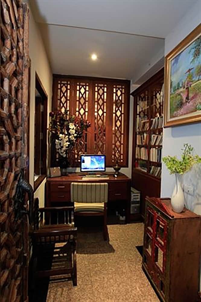 At Pingnakorn Hotel Chiang Mai