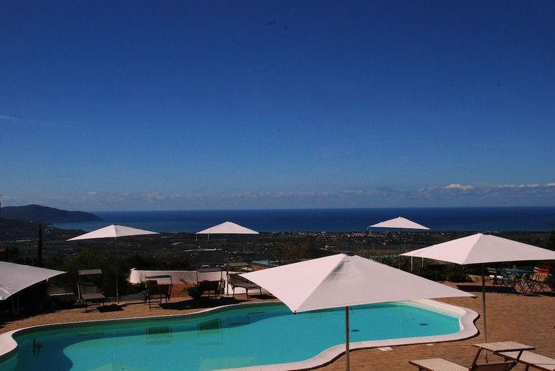 Agroturismo Borgo La Pietraia