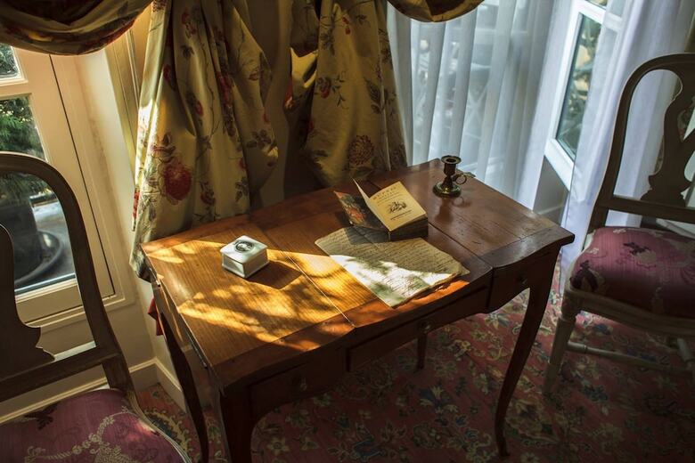 Hotel Caron de Beaumarchais